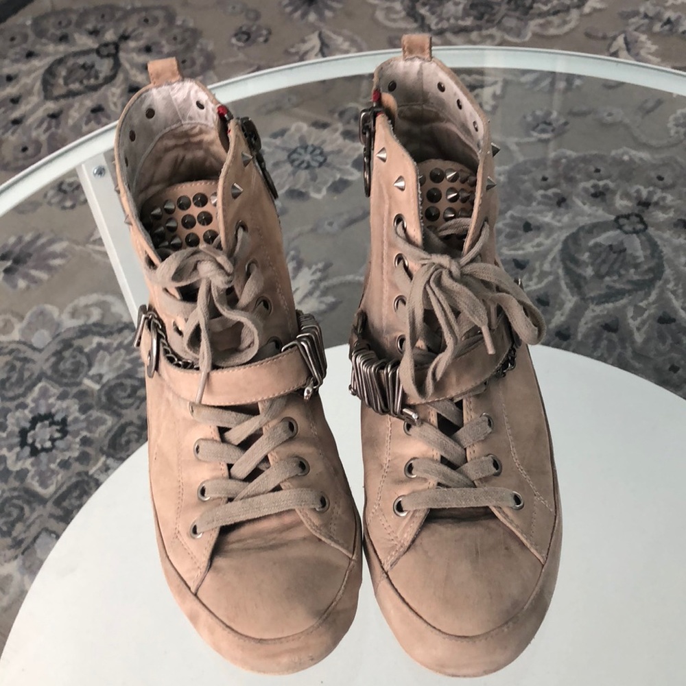 Vintage Sam Edelman Sneakers